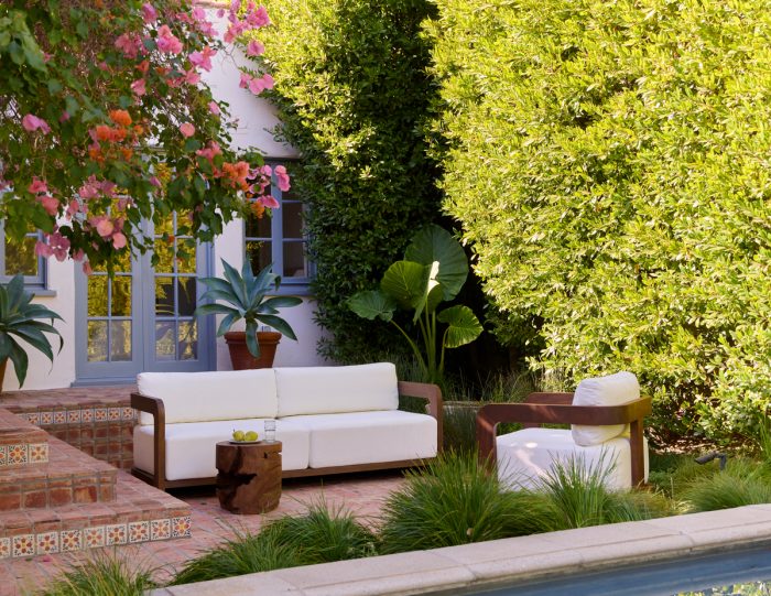 This Is *Exactly* How an Interior Designer Would Lay Out Your Patio: 17 Ideas